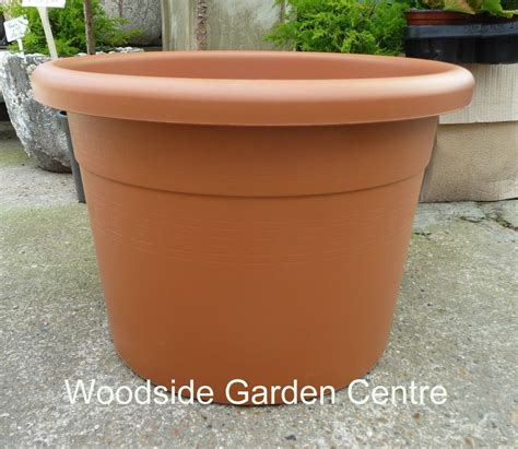 Large 60lt Plastic Terracotta Garden Plant Pot Ebay Garden Plant