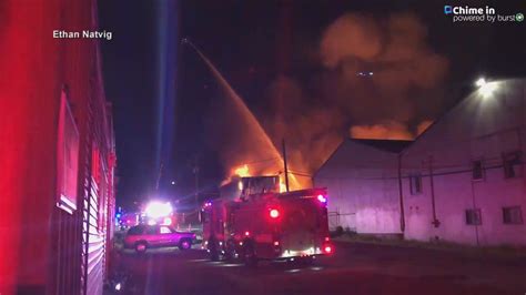 Large Fire Engulfs Warehouse In Southeast Portland Katu