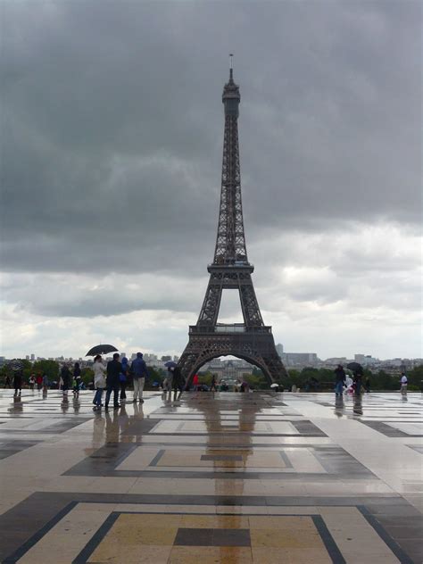 Its Raining Eiffel Tower In The Rain From The Trocadero