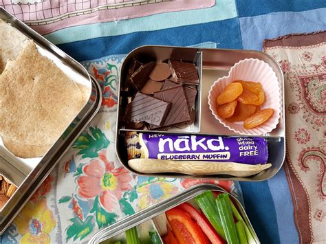 Packed lunch essentials