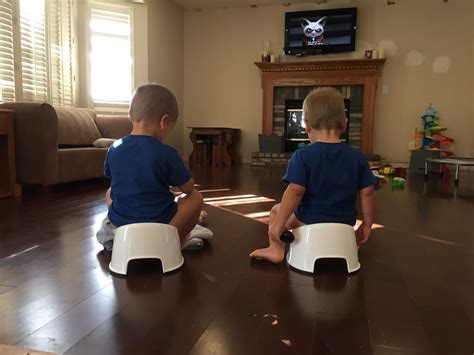 Happyland How We Roll With Twins Potty Training Day 3