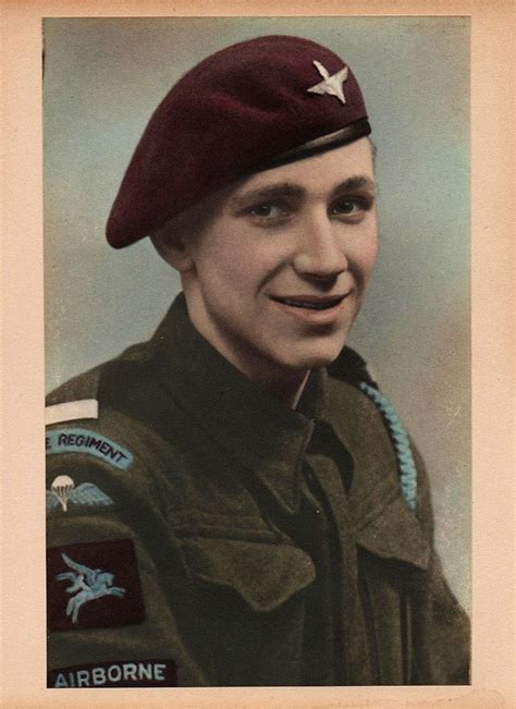 British Soldier Of The Parachute Regiment British Armed Forces