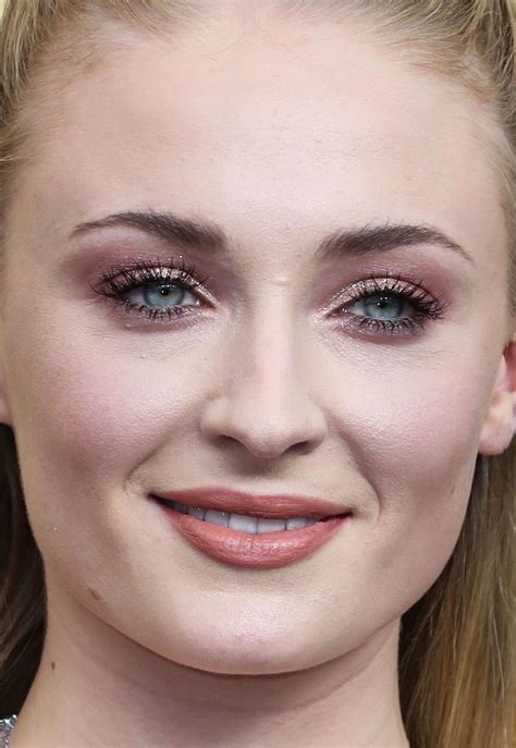 Sophie Turner At The Emmys Photo Xavier Collin Image Press