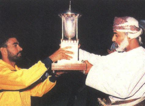 في ليالِ الشتاء أحب مغازلتك، فرائحة المطر تمنحني دوماً السلام، وحبك يمنحني الرضا. رسالة حب ووفاء من الهوكي إلى وطننا الغالي عُمان | الاتحاد العُماني للهوكي