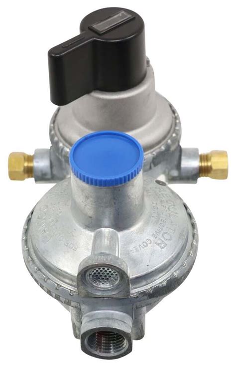 Camco Automatic Changeover 2 Stage Propane Regulator For Dual Propane