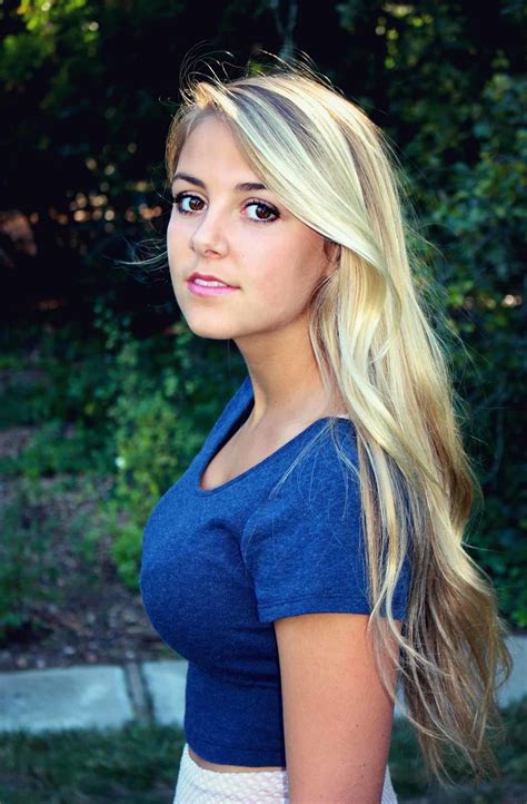 Young hairy girls nude - Naked girls and their pussies