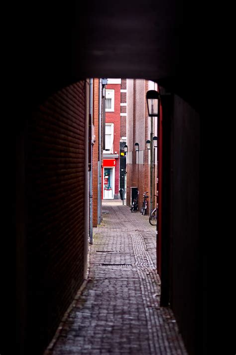 Narrow Minded Narrow Streets Of Cobblestone Utrecht The Flickr