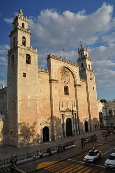 Catedral De San Idelfonso De Mérida Mérida