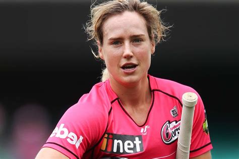 Ellyse Perrys Golden Summer Gets Even Better With Another Wbbl Century