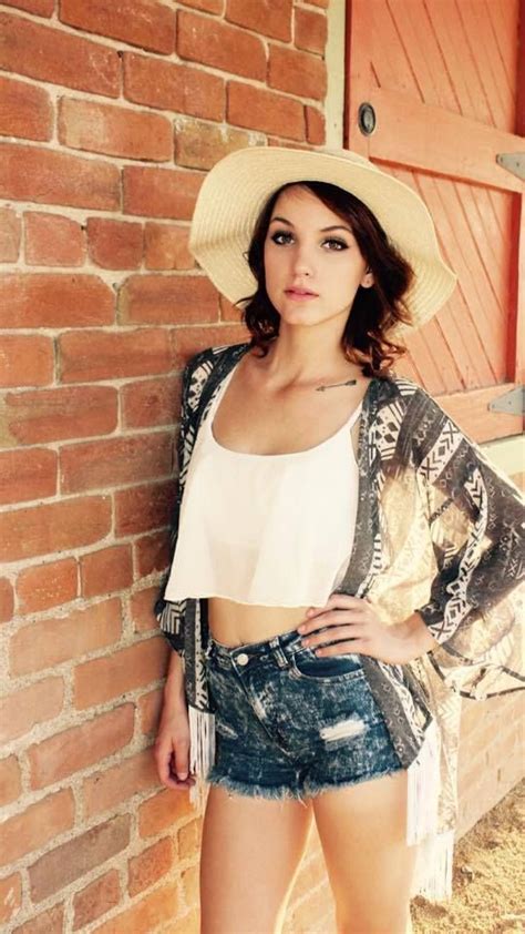 Country Girl Ashley Model Country Girls Crop Tops Women Fashion