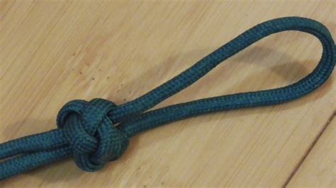 Maybe you would like to learn more about one of these? How To Tie A Decorative Paracord Diamond Knot/Knife Lanyard Knot - YouTube