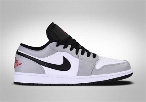 Nike Air Jordan 1 Retro Low Light Smoke Grey Für €17750
