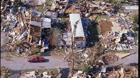 On This Day Hurricane Andrew Makes Landfall In Florida As A