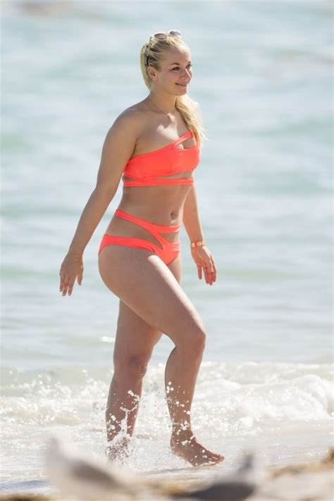 Sabine Lisicki Enjoys A Day On Miami Beach With A Harridans