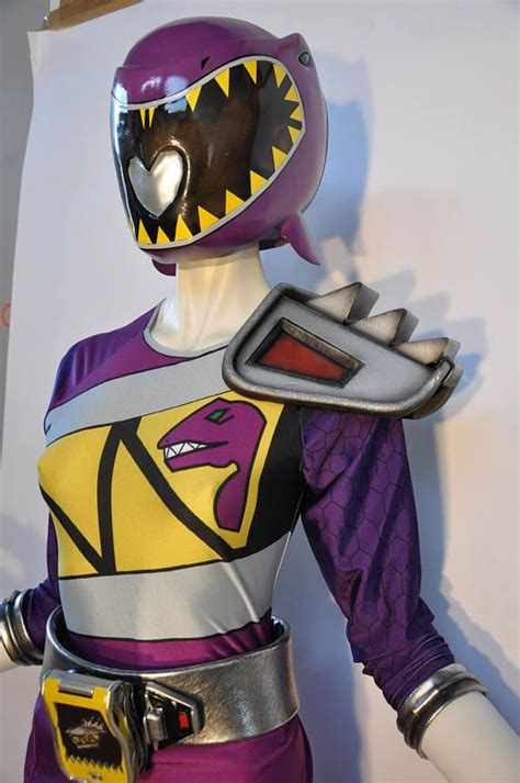pin by eric crittendon jr on silver rangers power rangers cosplay power rangers dino charge