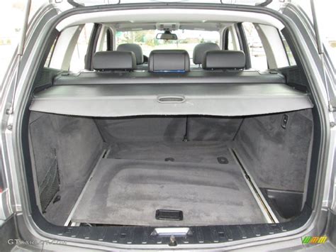 I read the new x3 has a class leading 19 cu ft with seats up and 56.6 with seats down, but would like to know the width, height and depth so i can visualize what i can actually fit. 2005 BMW X3 3.0i Trunk Photo #76024434 | GTCarLot.com