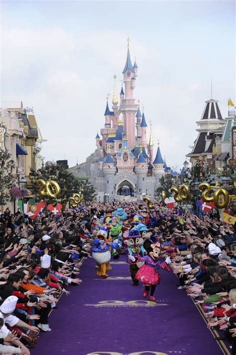 Bon Anniversaire Disneyland Paris Disney Parks Blog