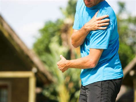Pain In Left Arm Possible Causes Other Symptoms And Treatment