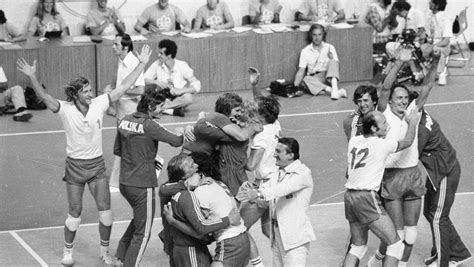 Siatkówka igrzyska olimpijskie tokio mirosław rybaczewski. Siatkówka. Złoty medal mężczyzn Montreal 1976, Minęło 40 ...