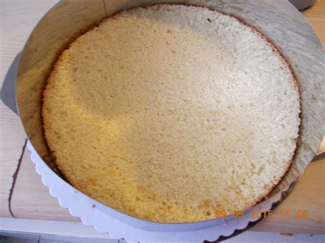 Erdbeer - Creme - Torte Rezept mit Bild