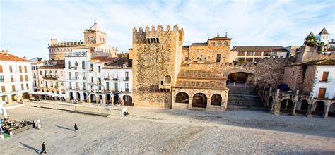 Raskite ir užsakykite ypatingus būstus per airbnb. Apartamento Turístico Plaza Mayor de Cáceres Alquiler en el casco histórico de Cáceres fines de ...