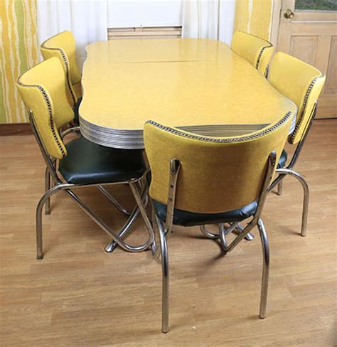 Mid Century Modern Kitchen Table And Chairs Ebth
