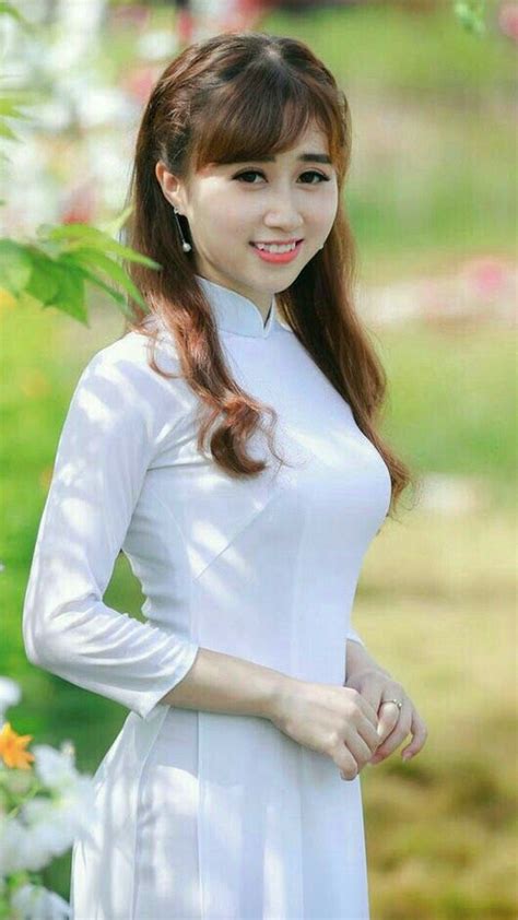 pin by u and me on vietnamese beauty vietnamese long dress ao dai asian beauty