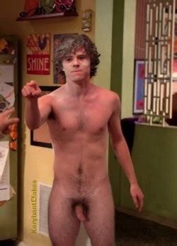 Charlie mcdermott naked