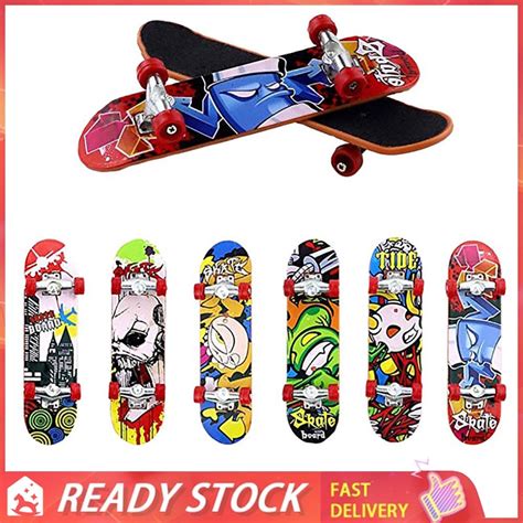 Alloy Mini Finger Skateboarding Fingerboard Toys Finger Scooter Skate