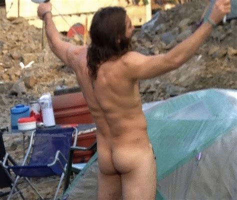 Jake Gyllenhaal Caught Nude Telegraph