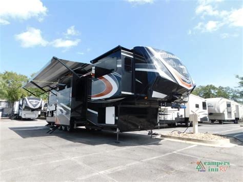 New 2021 Grand Design Momentum 376ths Toy Hauler Fifth Wheel At Campers