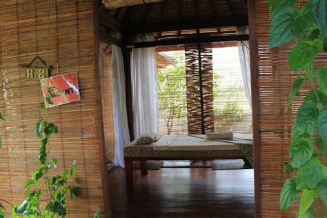 Cherry Berry Traditional Indonesian Massage At H Spa Harris Resort
