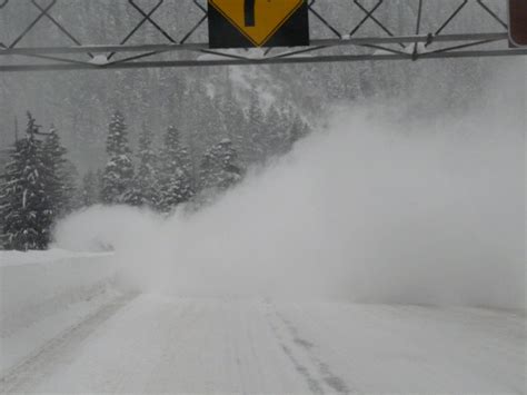 I 90 Avalanche Control Work Photo Of The Avalanche Coming Flickr