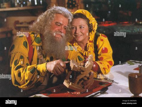 Santa Claus The Movie 1985 David Huddleston Judy Cornwell Stmv