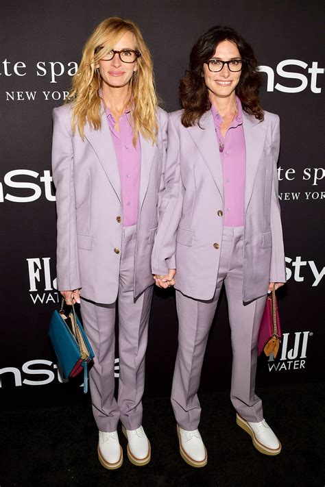 Julia Roberts And Lookalike Stylist Elizabeth Stewart Wear Identical