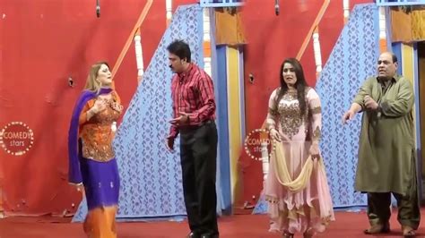 Aliya Khan With Sajjad Shoki And Shan Bela L Stage Drama Chal Mera Putt