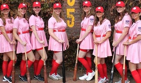 100 Winning Group Halloween Costume Ideas I Love The Girls Team From