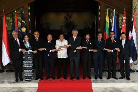 Asean Leaders Sign Pact On Strengthening Civil Service │ Gma News Online