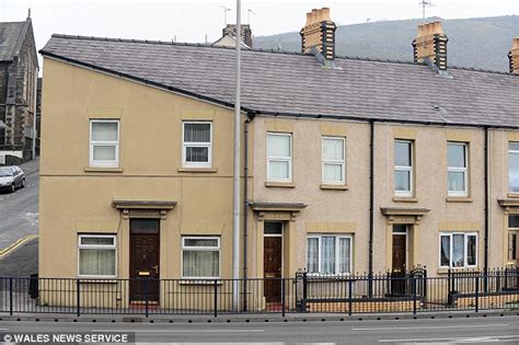 Swansea Hitler House Which Looks Like Nazi Leader Adolf Is Available