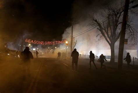 Reaction To Ferguson Grand Jury Decision Photos Image 101 Abc News