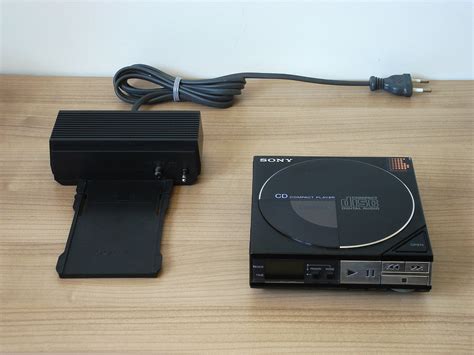 索尼 Sony D 50 D 5 Discman Cd随身听 Lark Club