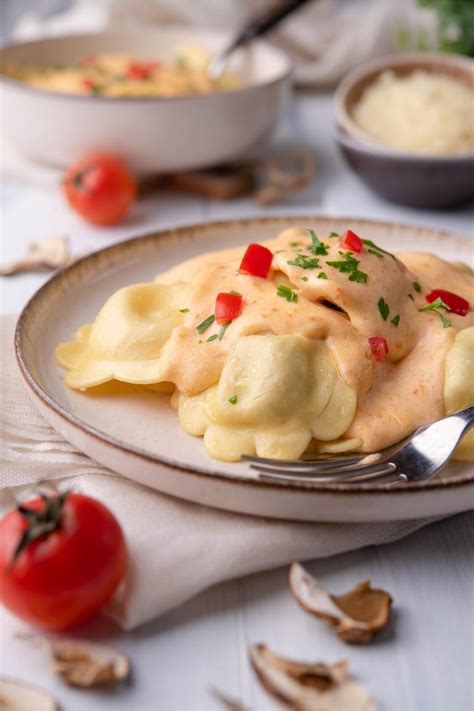 Copycat Olive Garden Cheese Ravioli Recipe Made In Just 20 Minutes