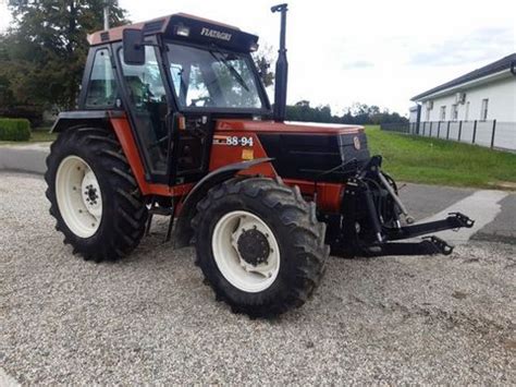 9106 ponuda, pogledajte oglase o prodaji novih i polovnih traktora točkaša — autoline srbija. Traktori - polovni i novi na prodaju u Sloveniji - Landwirt.com