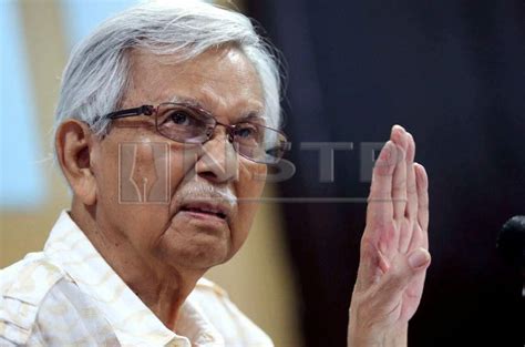 Daim Shoots Down Imposing Capital Controls In Current Situation New