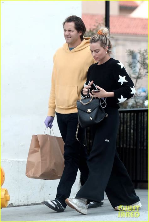 Margot Robbie And Husband Tom Ackerley Make Rare Appearance Out Together To Shop For Groceries