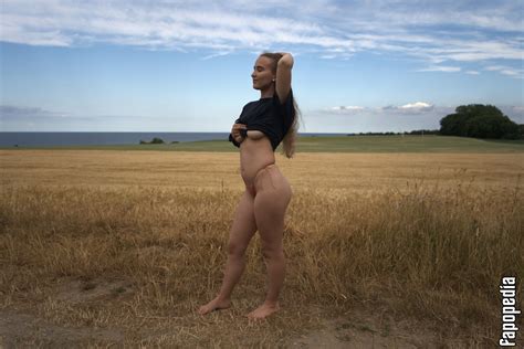 Flowina Paradise Nude Onlyfans Leaks Patreon Leaks Photo The Best Porn Website