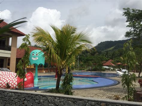 Wisata Alam Dayang Resort Singkawang Cerita Khatulistiwa