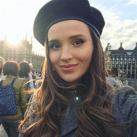 Celebrytka i wojciech szczęsny właśnie budują swój nowy dom, a żona piłkarza postanowiła pokazać fanom postępy w pracy. Marina Łuczenko-Szczęsna gwiazdą magazynu "Viva!". Mamy ...