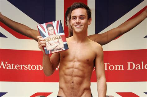 Tom Daley Says Hes Dating A Guy And Everything Just Feels Great