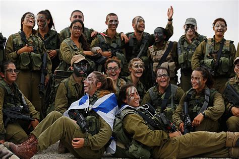 Shocker Many Israelis Object To Women In The Military